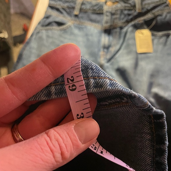 Levi’s Barrel Saddle Back Jeans NWT - Picture 13 of 13